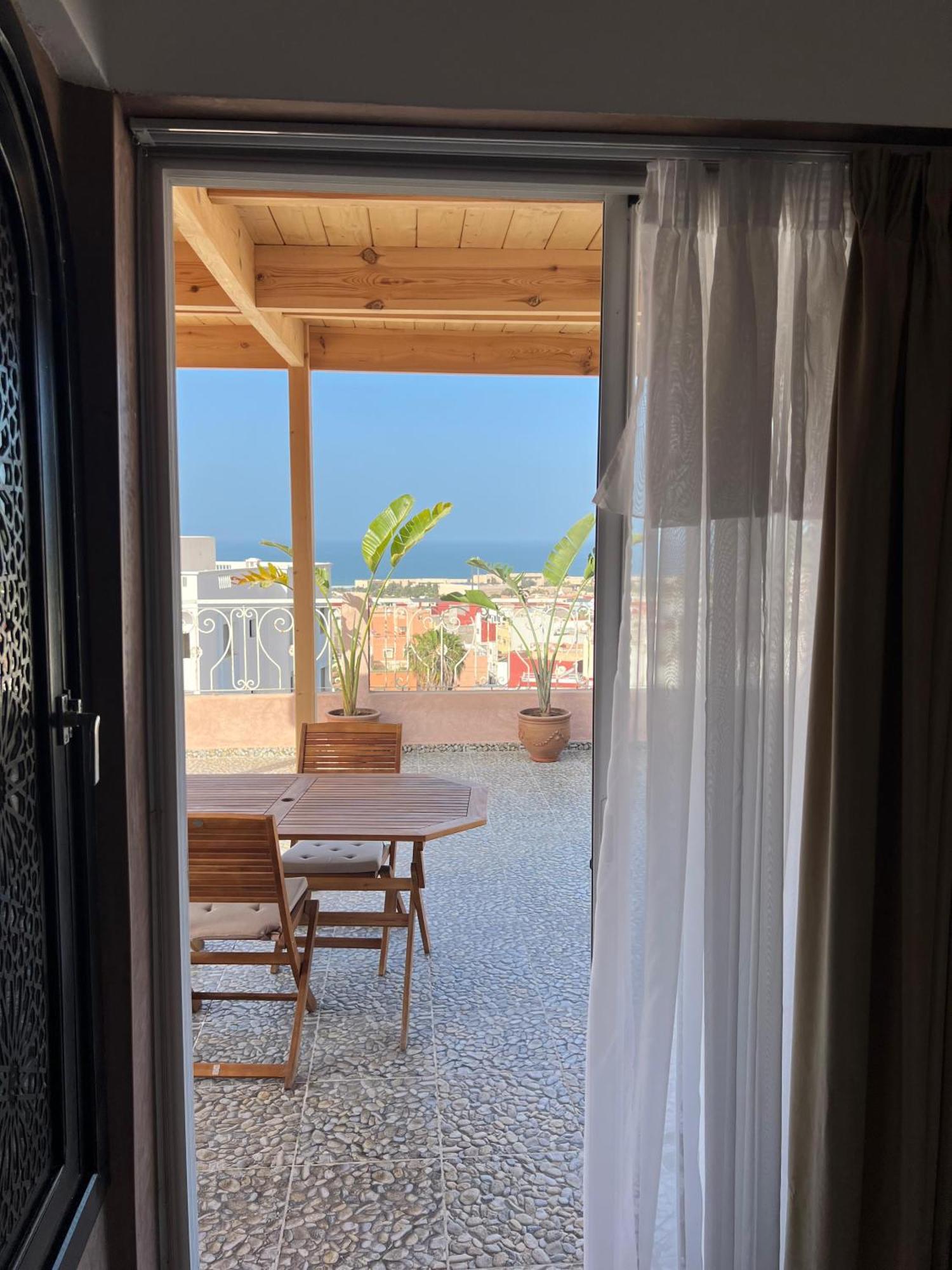Apartment Sea Breeze *